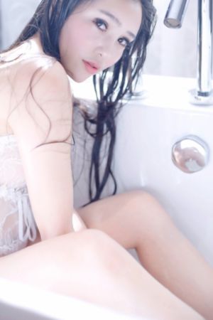 忧郁少女在线